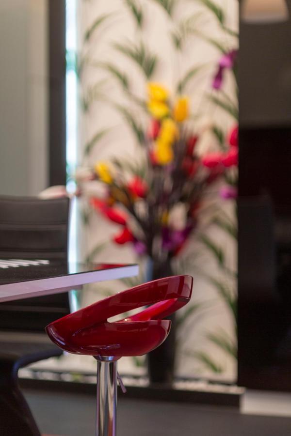Exclusive Marilyn In The Heart Of Apartman *